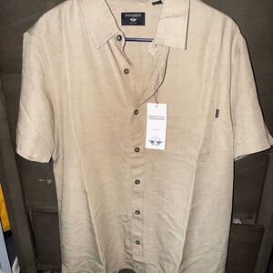 Dockers Men's Beige Casual Button Down Shirt